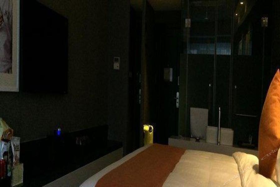Holz Hotel Shenyang Buitenkant foto